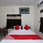 Hotel O M.S Villa